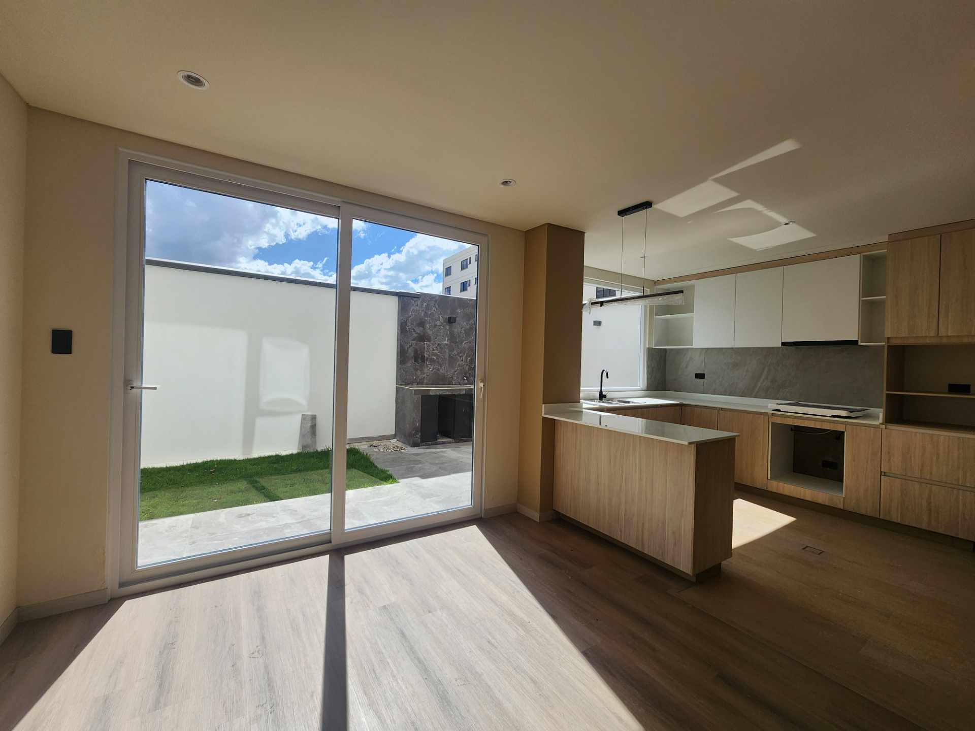 En Venta a $us 131,000 Foto 4