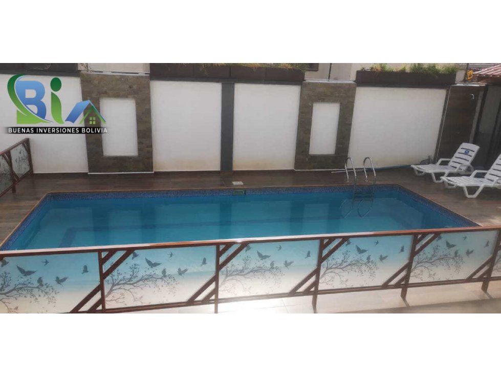 Casa en Queru Queru en Cochabamba 4 dormitorios 5 baños 2 parqueos Foto 4