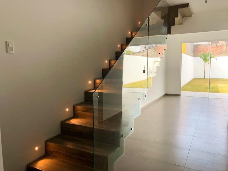 Casa en Entre 8vo y 9no anillo Norte en Santa Cruz de la Sierra 3 dormitorios 7 baños 2 parqueos Foto 56