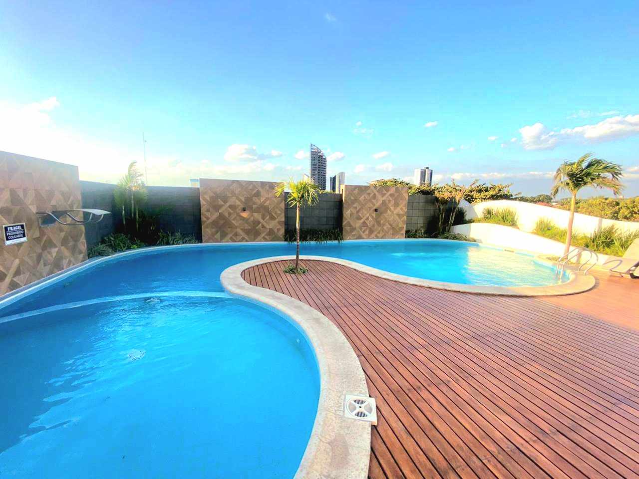 Departamento en Entre 2do y 3er anillo Norte en Santa Cruz de la Sierra 1 dormitorios 1 baños 1 parqueos Foto 12