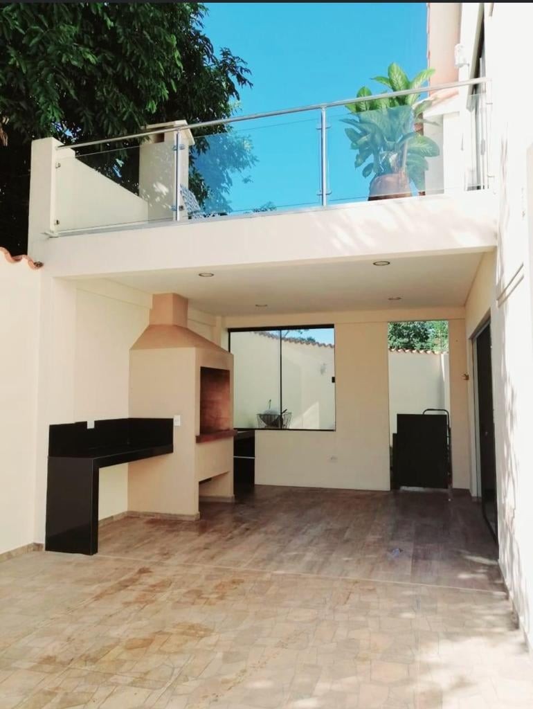 Casa en Venta¨CONDOMINIO MUNICH¨ Av. Beni 8vo Anillo, detrás de la Sede de Blooming Foto 9