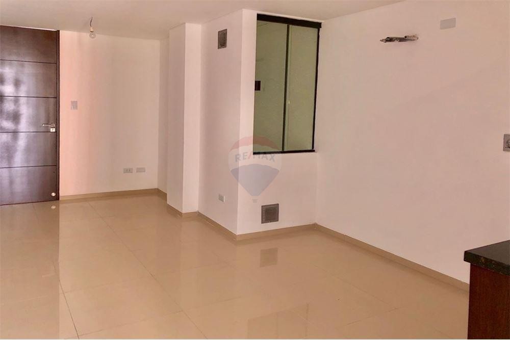 Departamento en Entre 4to y 5to anillo Norte en Santa Cruz de la Sierra 1 dormitorios 1 baños  Foto 7