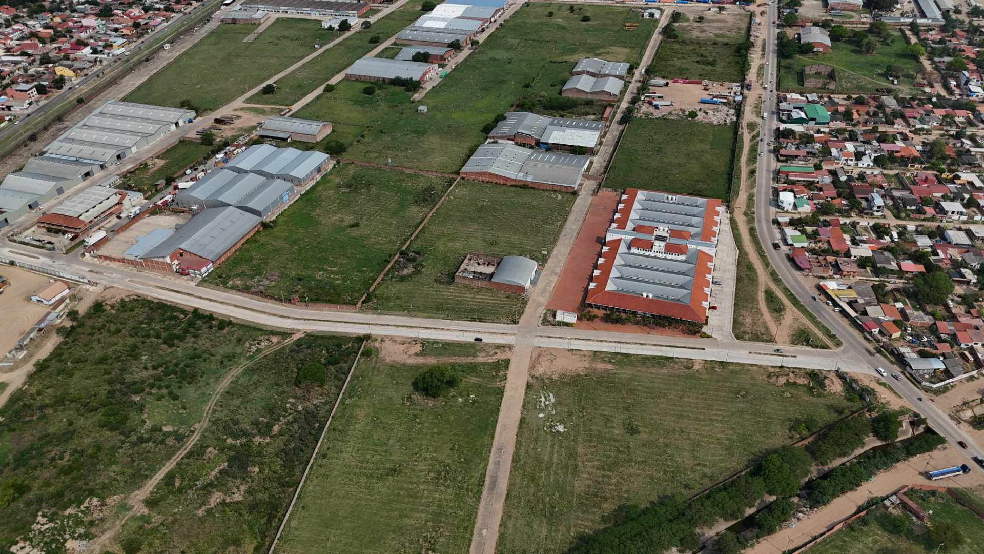 Terreno PARQUE INDUSTRIAL Foto 11