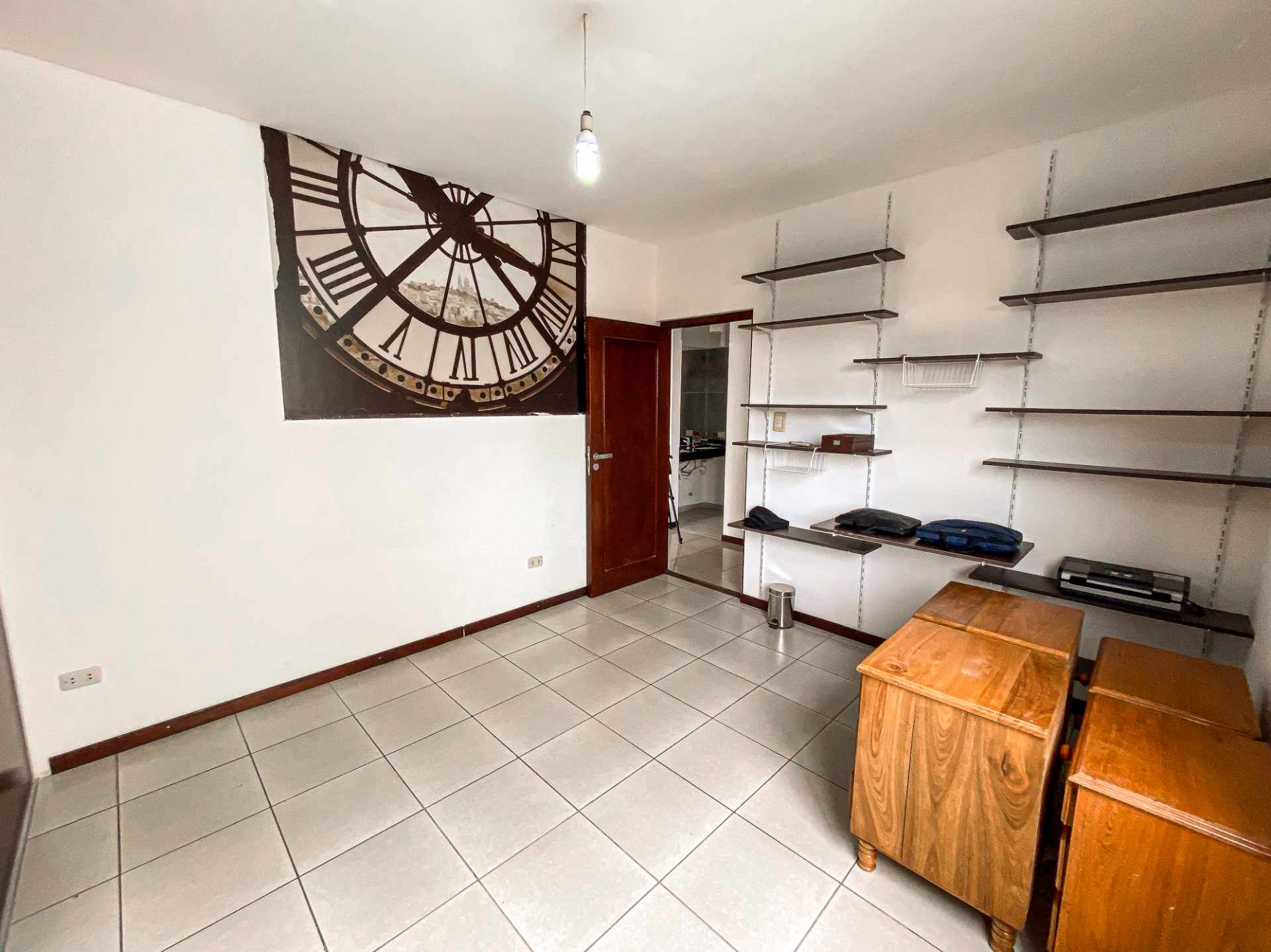 Departamento en Entre 4to y 5to anillo Norte en Santa Cruz de la Sierra 3 dormitorios 4 baños 1 parqueos Foto 9