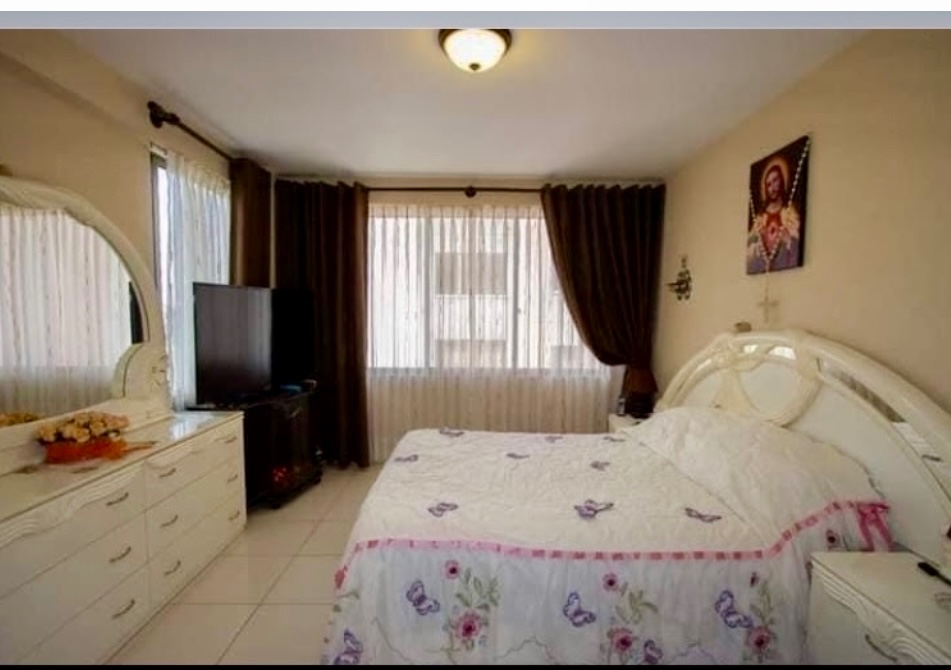 Departamento en VentaCalle Daniel Salamanca s/n Condominio Punta Cana, Tiquipaya  3 dormitorios 2 baños 1 parqueos Foto 36