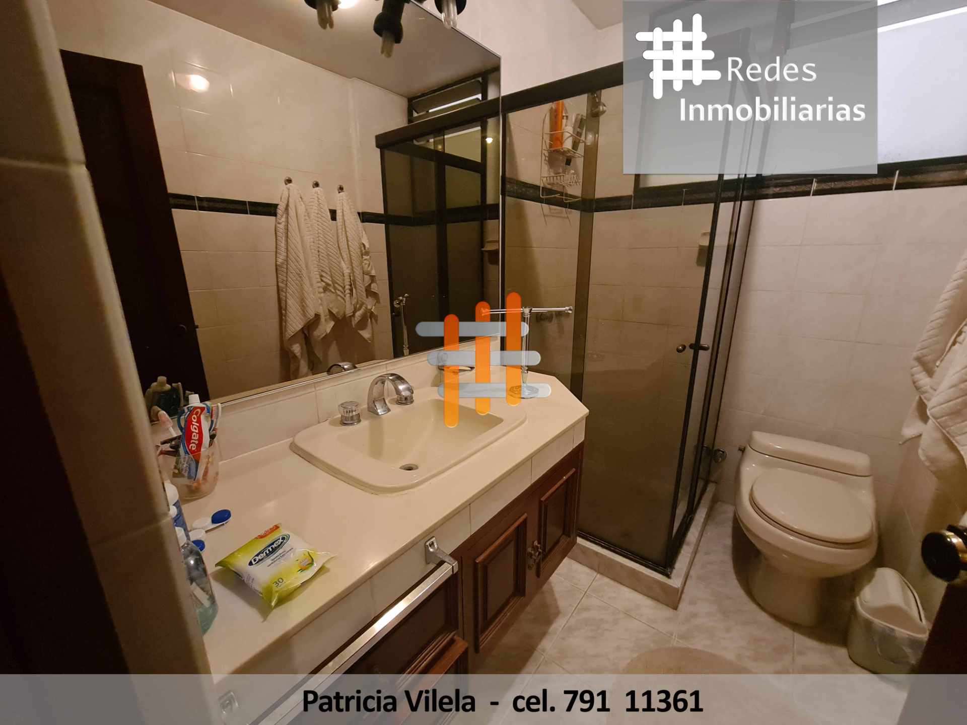 Departamento en VentaDEPARTAMENTO EN VENTA AMPLIO ELEGANTE Foto 8