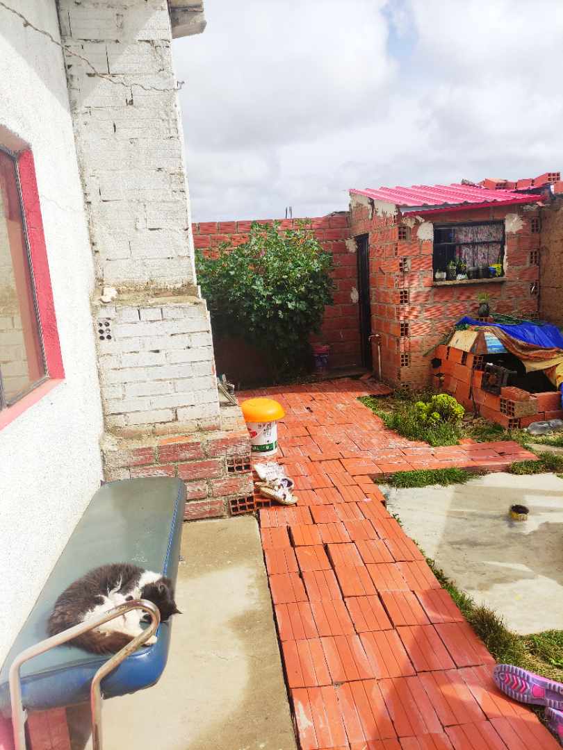 Casa en Viacha en Viacha 3 dormitorios 2 baños 2 parqueos Foto 5