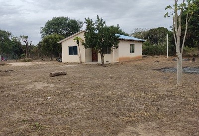 Casa en VentaInmueble ubicado en Urbanización Guajojó,  U.V. 615 MZA. 19 lotes 3, 4 y 5 Cotoca. Foto 4