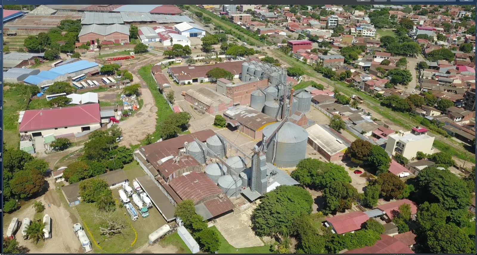 Terreno Avenida Intermodal, 3er Anillo Foto 4