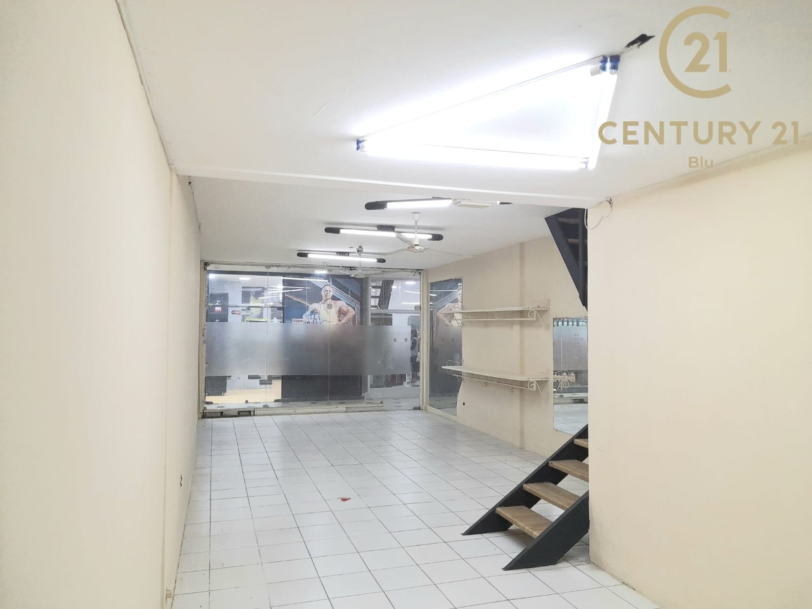 Local comercial Comercial Cañoto Av/ Centenario y primer anillo Foto 1