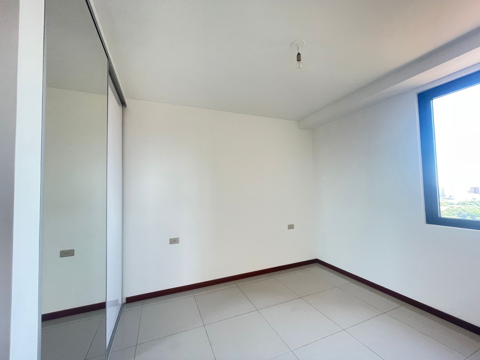 Departamento en VentaEdificio Macororó 12 2 dormitorios 2 baños 1 parqueos Foto 7