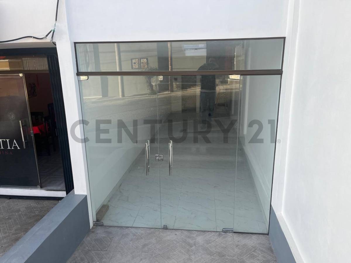 Local comercial en Calacoto en La Paz  1 baños  Foto 5