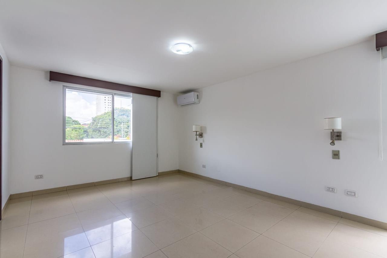 En Venta a $us 215,000 Foto 7