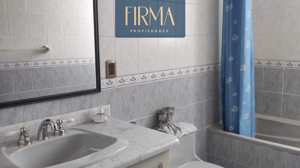 Departamento en VentaAV. BALLIVIAN ENTRE 10 Y 11 DE CALACOTO 3 dormitorios 3 baños 1 parqueos Foto 6