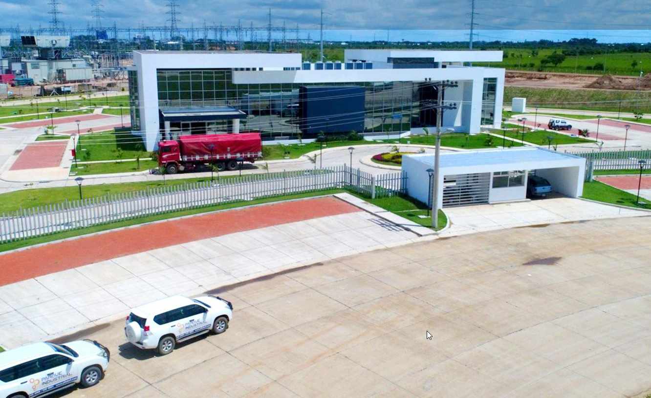 Terreno en Parque Industrial Latinoamericano en Warnes    Foto 4