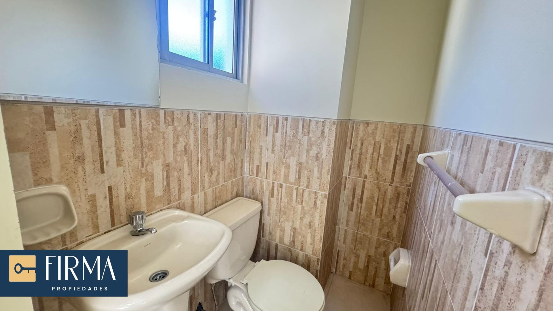 Oficina en AlquilerOFICINA EN ALQUILER, CALACOTO 3 dormitorios 5 baños 1 parqueos Foto 12