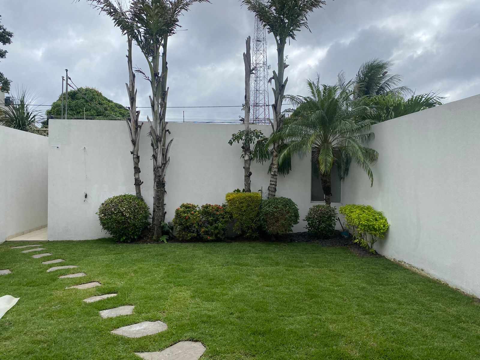 Casa en VentaVilla Toscana (R27 y 5to anillo), zona norte  3 dormitorios 3 baños 2 parqueos Foto 13