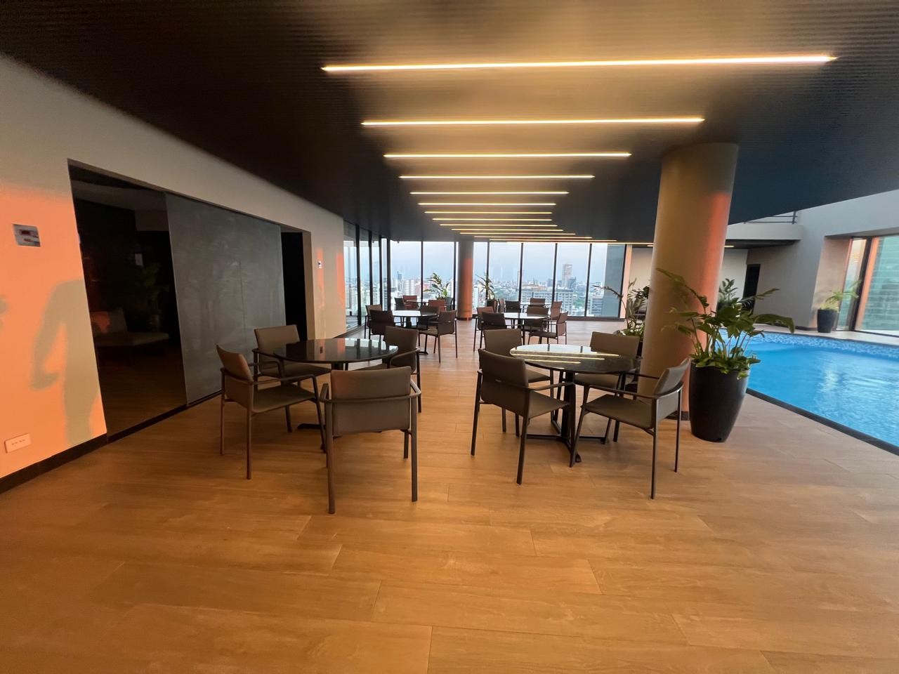 Departamento en AnticréticoDEPARTAMENTO DE LUJO 1 dormitorios 1 baños 1 parqueos Foto 12