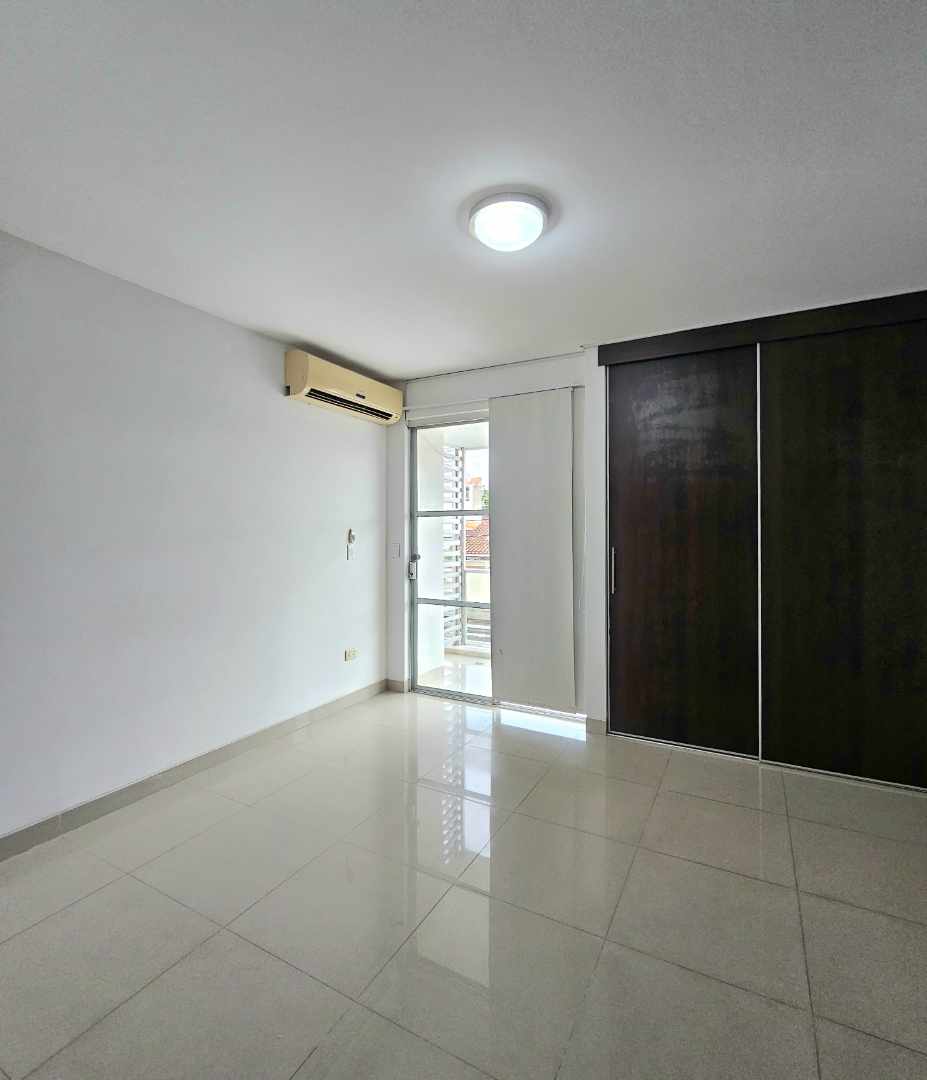 Departamento Av. Alemana 3er y 4to anillo  Foto 7