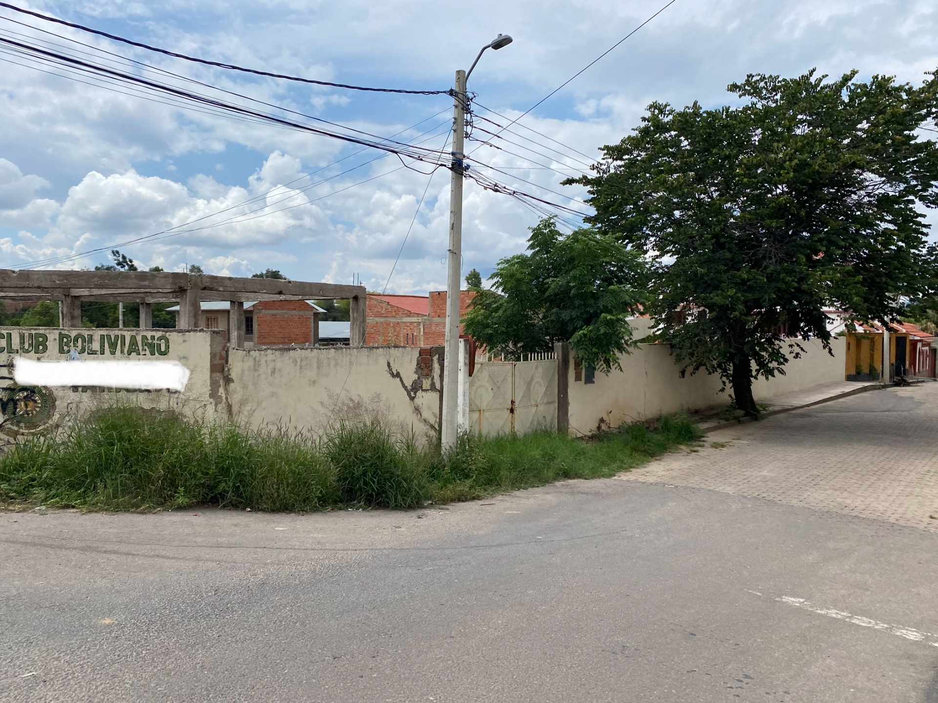 Terreno Av. Jaime Paz en plena esquina Automovil Club  Foto 1