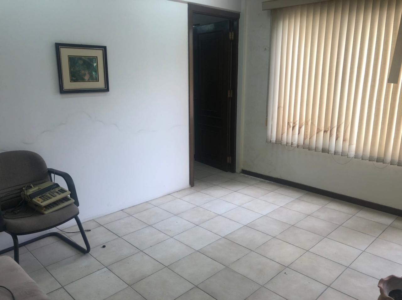 Departamento en VentaEdificio Costa Rica, Av. Busch, barrio Panamericano Foto 2