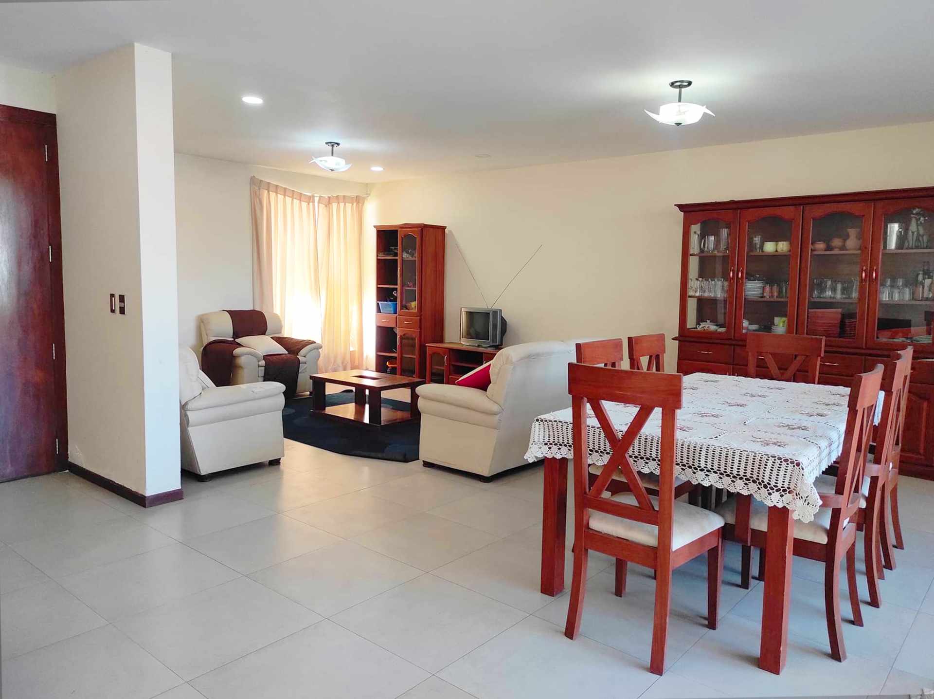 Casa en AlquilerCondominio San Humberto III - Apote - Tiquipaya Foto 2