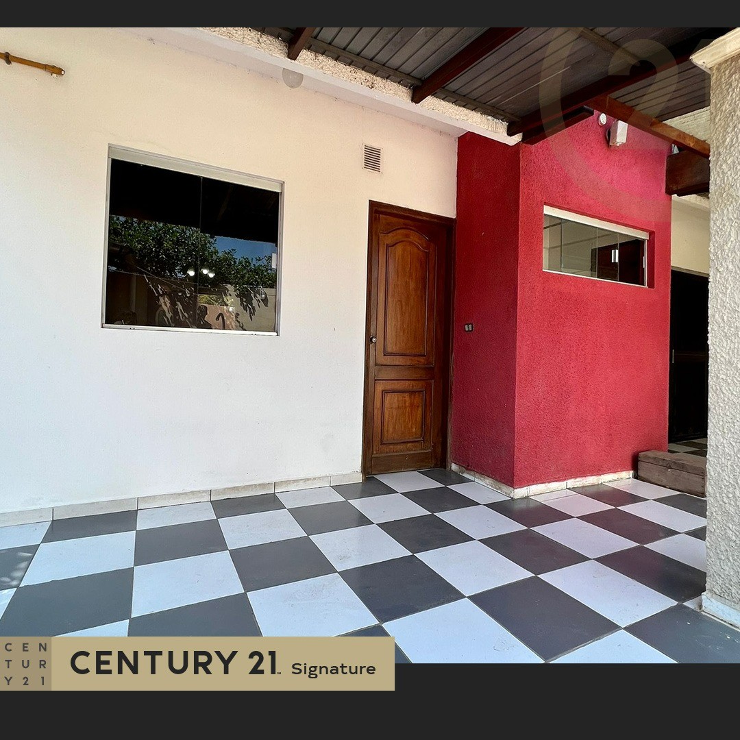 Casa en VentaCASA EN VENTA CALLE DELMIRA CUELLAR ESQUINA MOTACU-WARNES Foto 10