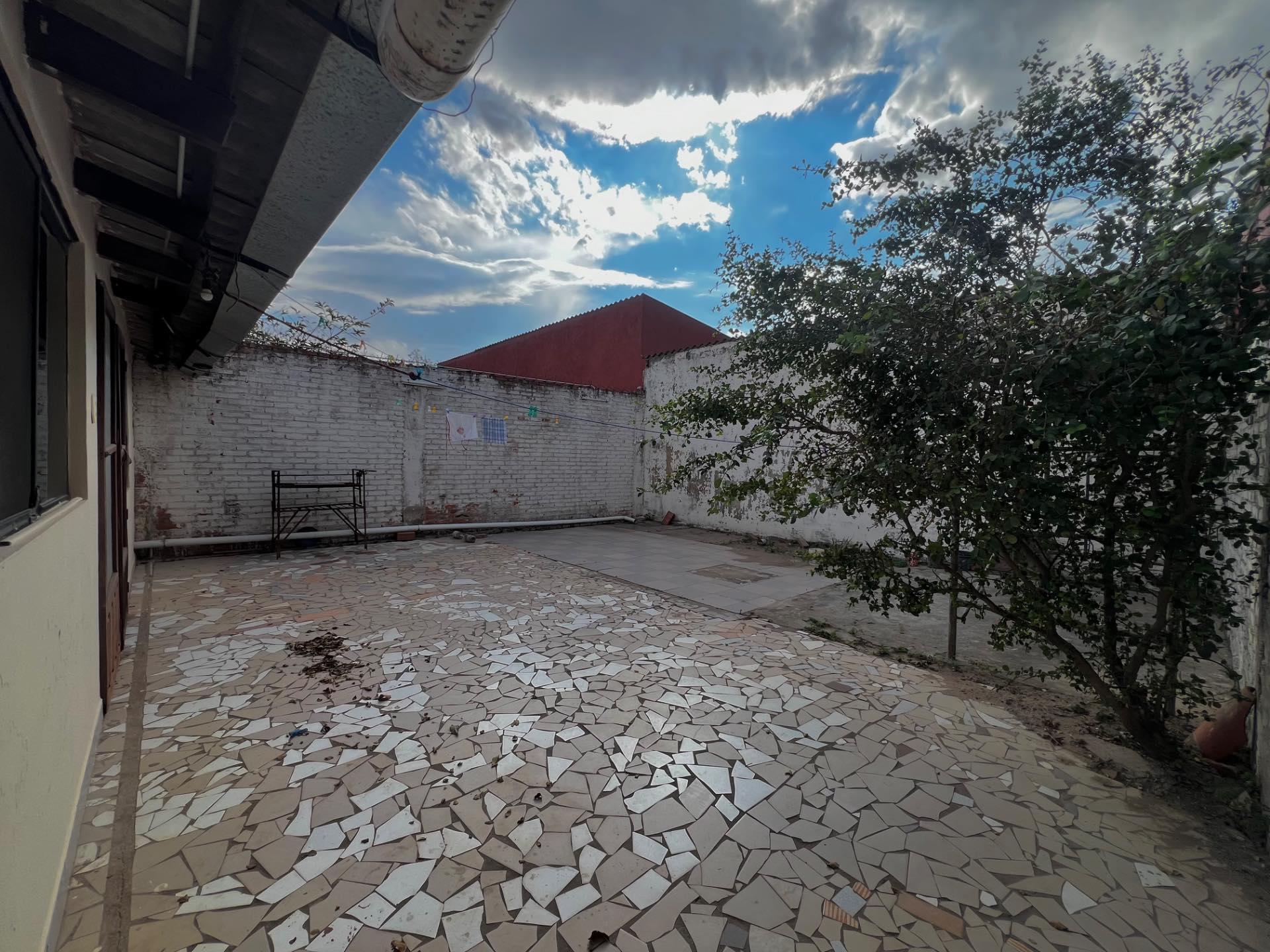 Casa A 2 cuadras de la av. montecristo Foto 3