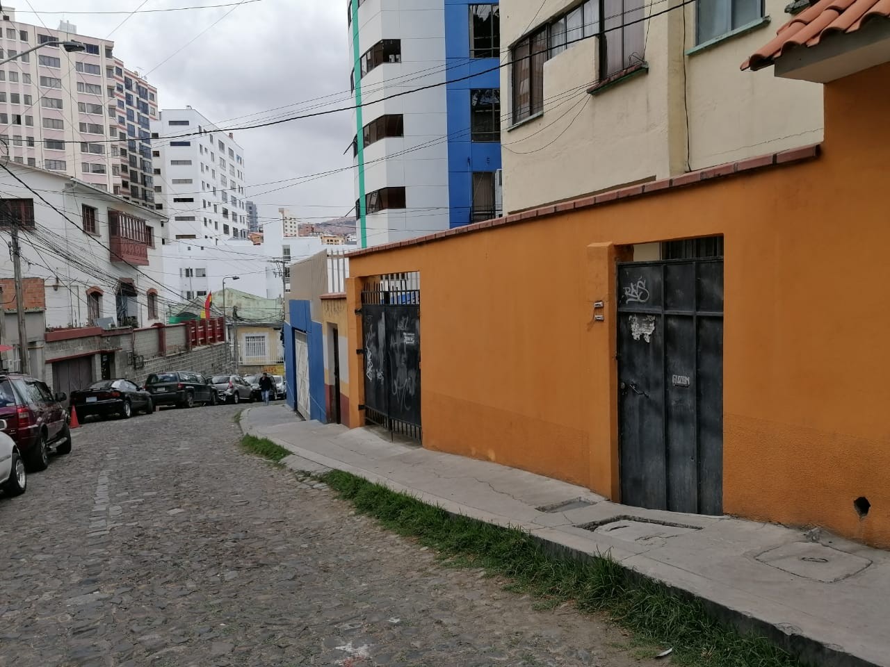 Departamento en Sopocachi en La Paz 3 dormitorios 2 baños 1 parqueos Foto 1