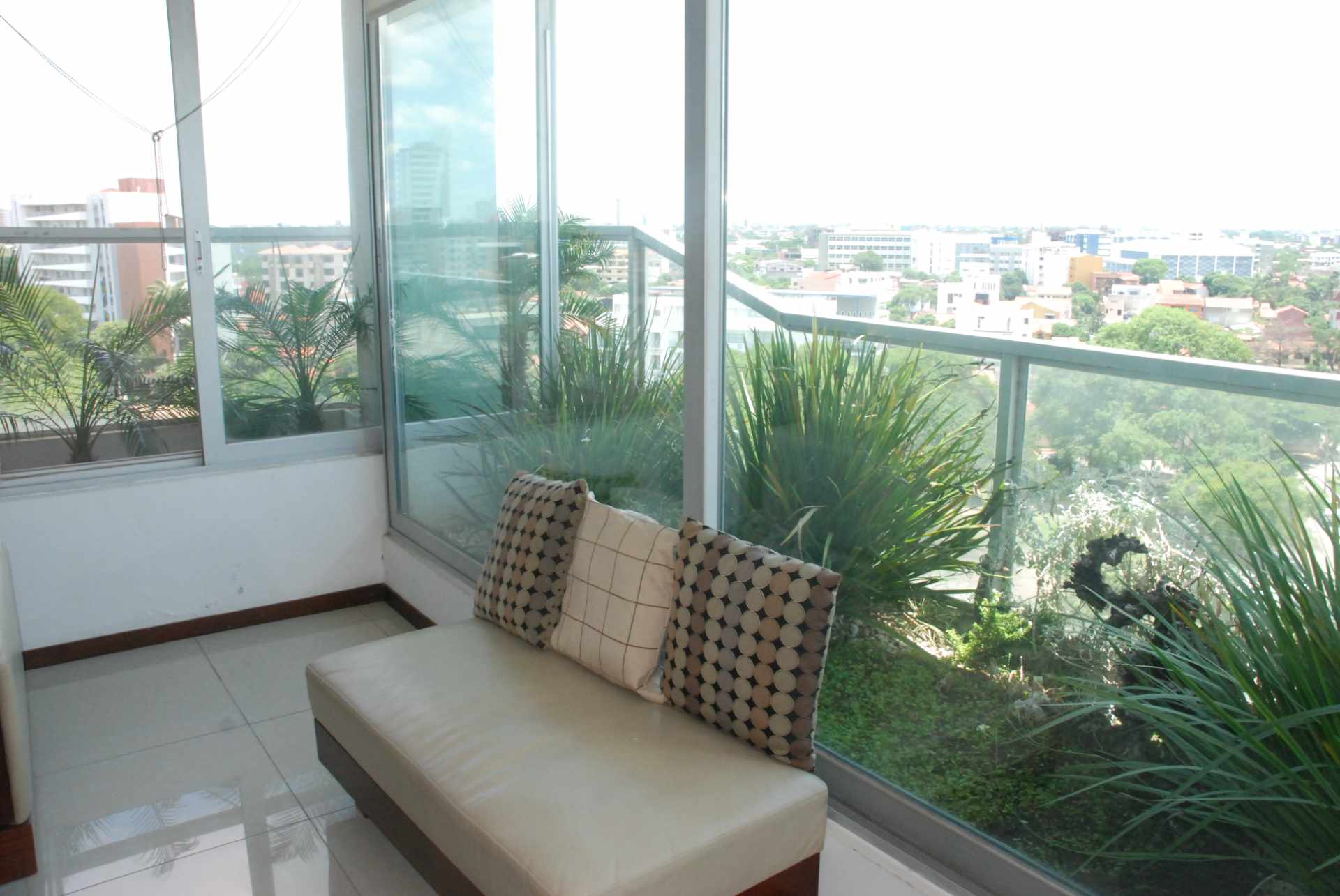 Departamento en Venta Hermoso Penthouse de 350m2 en Equipetrol 2do anillo Foto 4