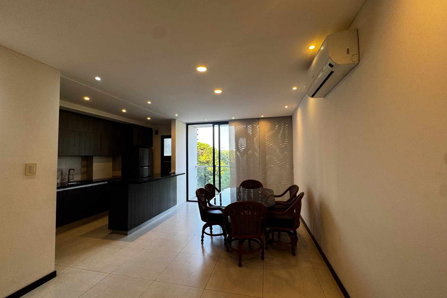 Departamento en AlquilerCONDOMINIO PIAZZA ONCE 2 dormitorios 3 baños 1 parqueos Foto 5