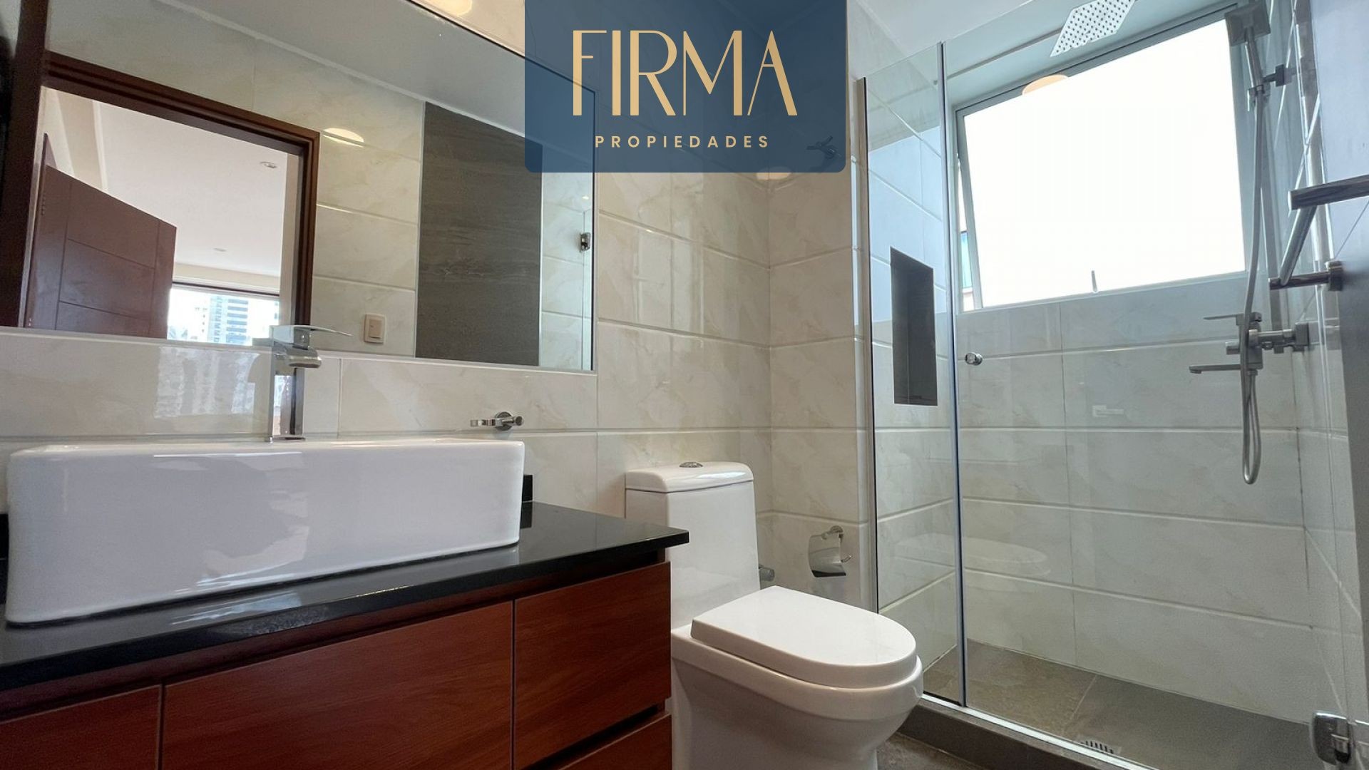 Departamento en AlquilerDEPARTAMENTO EN ALQUILER EN CALACOTO 2 dormitorios 3 baños 1 parqueos Foto 6