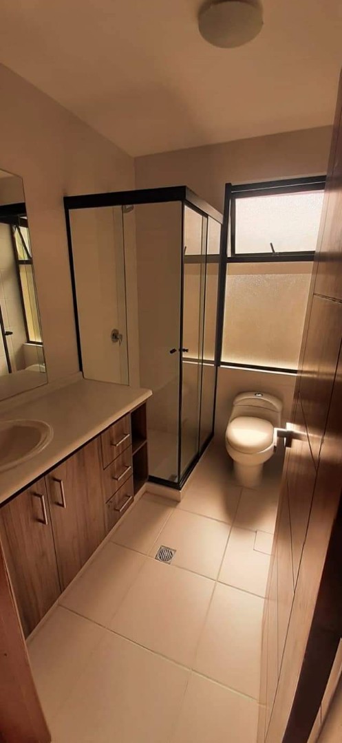 Casa Lomas de Achumani en condominio cerrado Foto 3