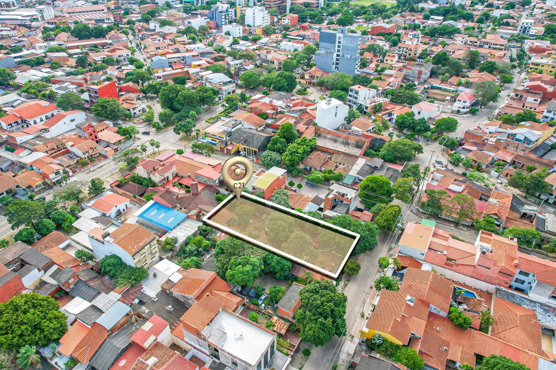 Terreno en VentaA UNA CUADRA DEL 2DO ANILLO Y MUY CERCA DE LA RAMADA Foto 3