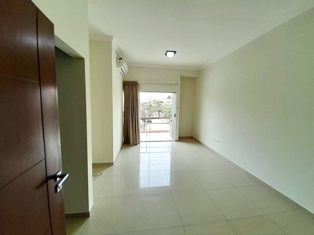 Casa en AlquilerBARRIO BRIGIDA  CASA EN ALQUILER PARA OFICINAS  3 dormitorios 4 baños 2 parqueos Foto 10