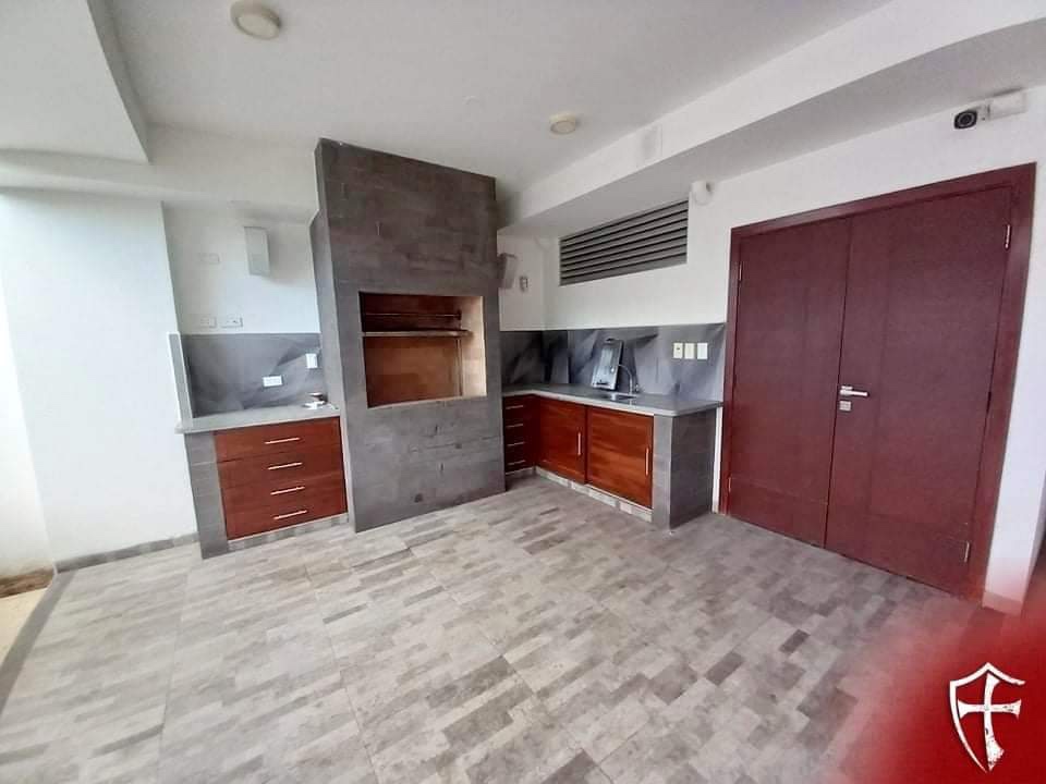 En Venta a $us 550,000 Foto 7