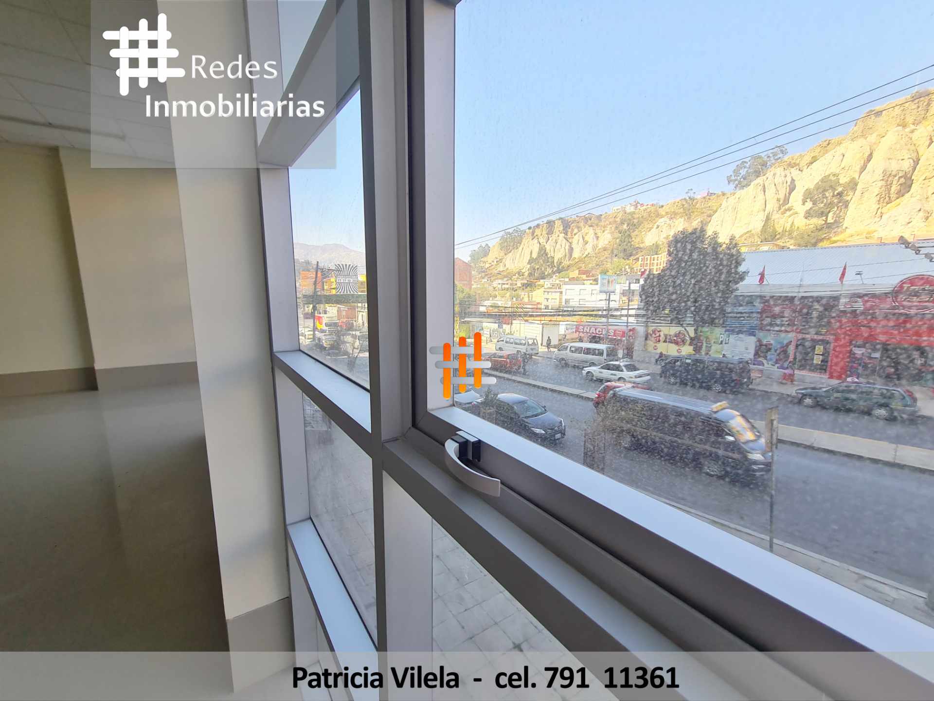 Local comercial LOCAL COMERCIAL SOBRE AV. HERNANDO SILES OBRAJES EN VENTA O ALQUILER  Foto 12