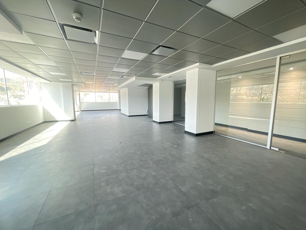 Oficina OFICINA EN VENTA EN CALACOTO A ESTRENAR Foto 10