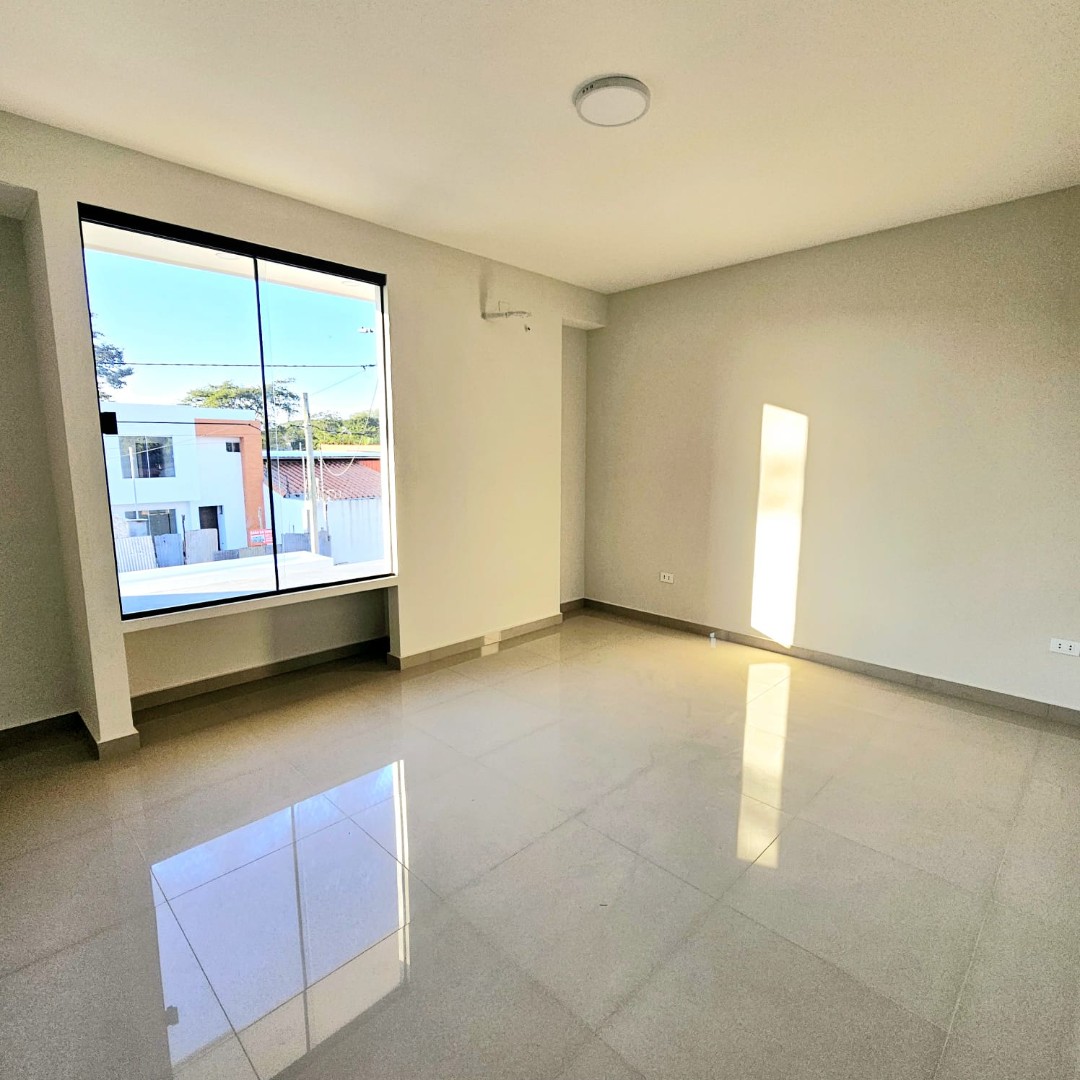 Casa en Carretera Norte en Santa Cruz de la Sierra 3 dormitorios 3 baños 2 parqueos Foto 5