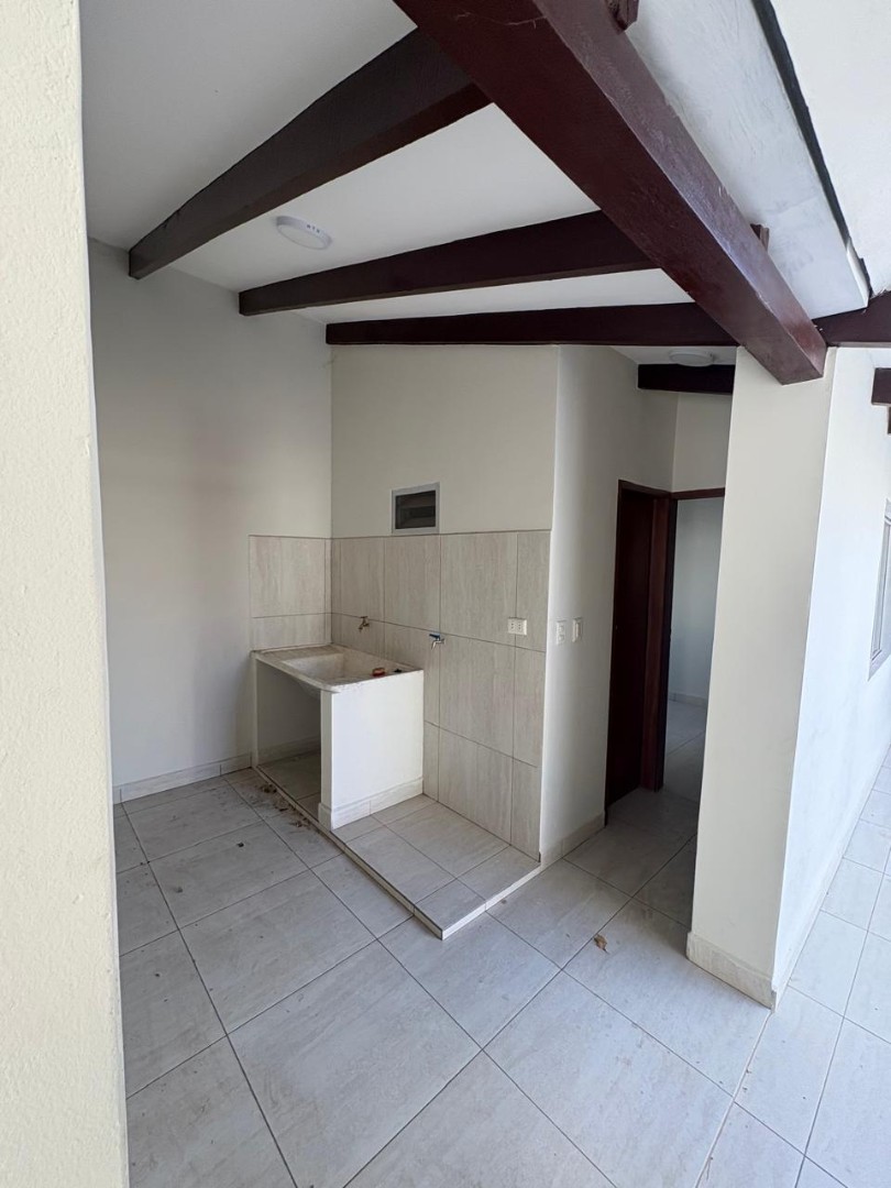 Casa en VentaZona norte, C/ Las Piñas, en plena esquina, entre  la Av. Mutualista y Alemana Foto 15