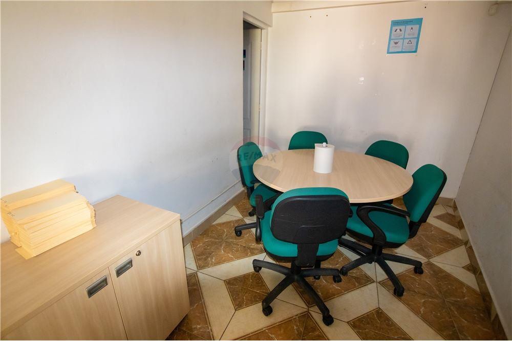 En Alquiler a $us 2,500 Foto 3