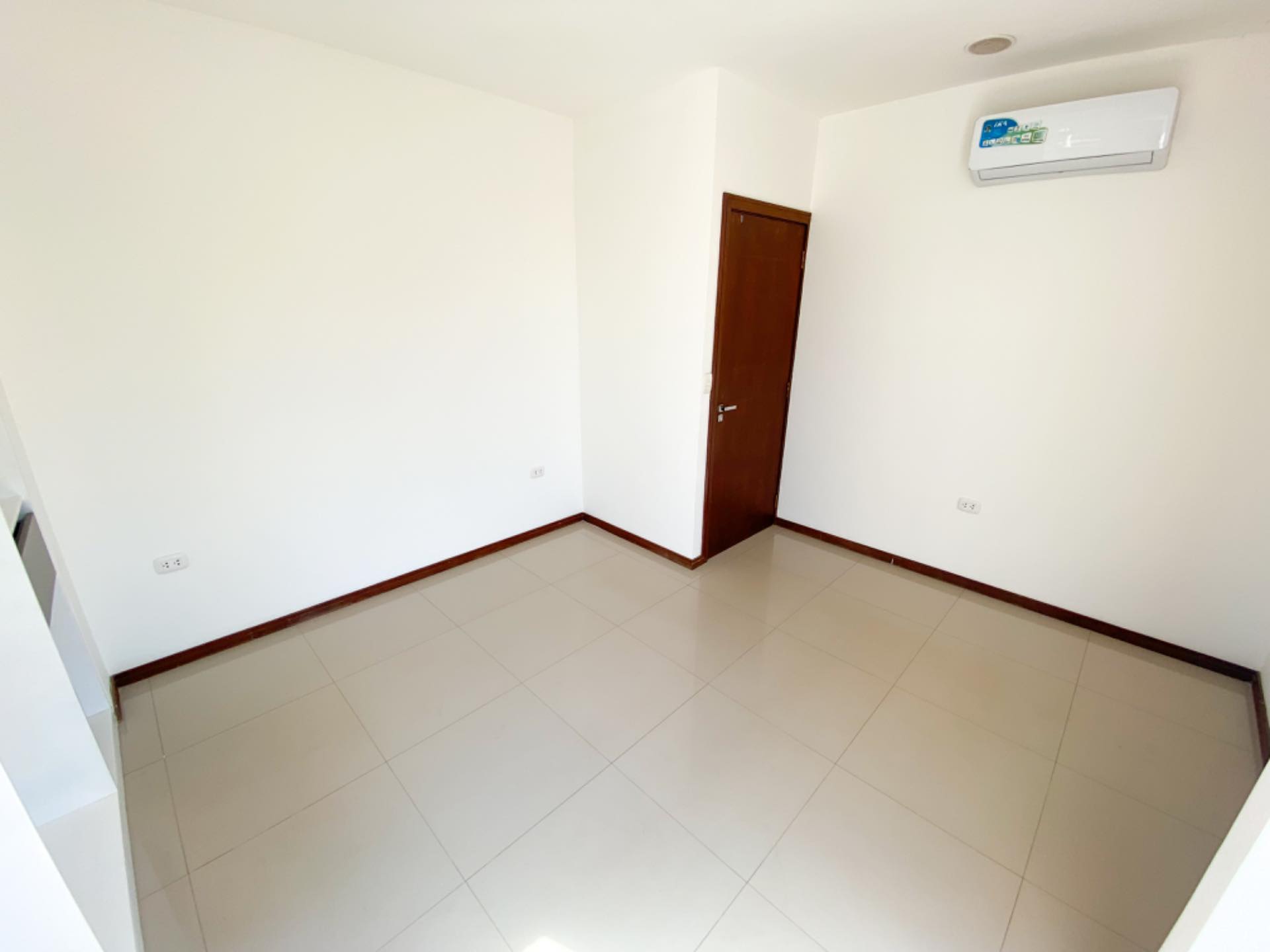 En Venta a $us 130,000 Foto 23