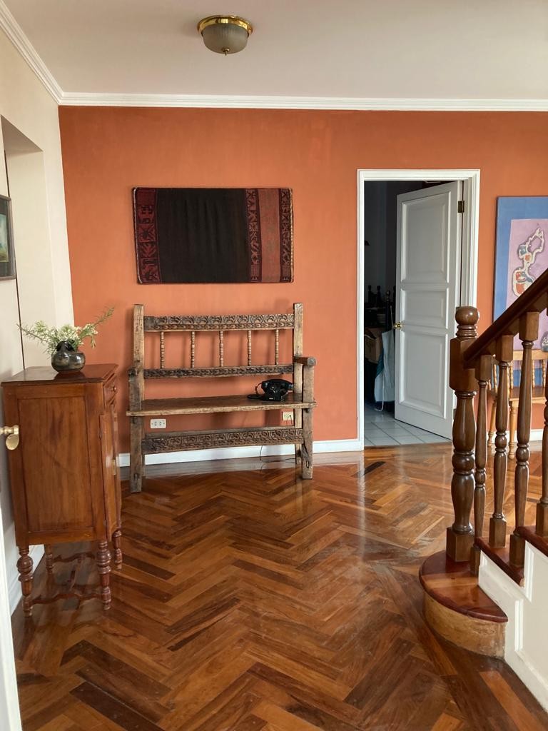 Casa en Achumani en La Paz 3 dormitorios 4 baños 2 parqueos Foto 5