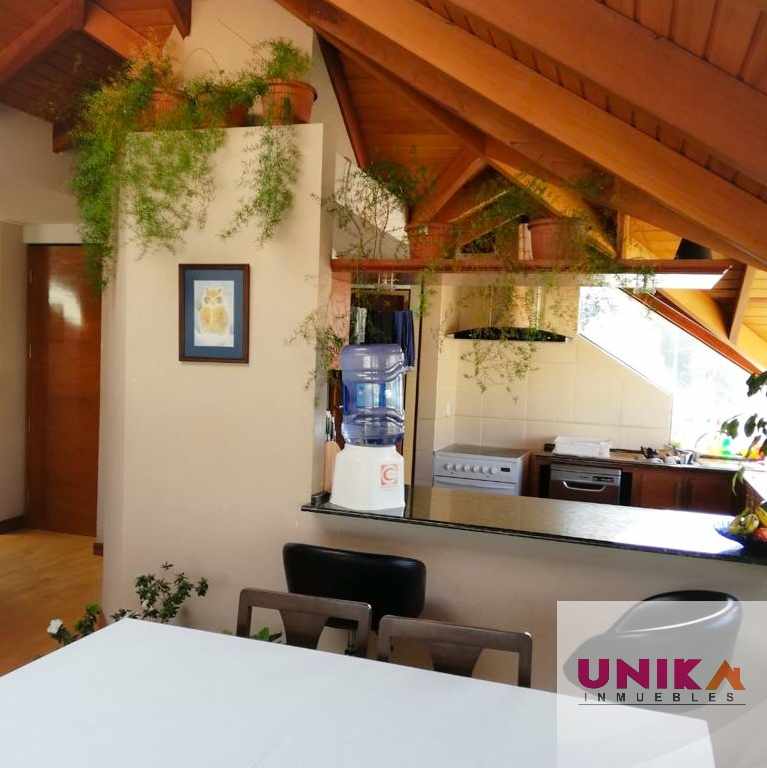 Departamento 🏢 HERMOSO PENTHOUSE EN VENTA, ACHUMANI. Foto 2