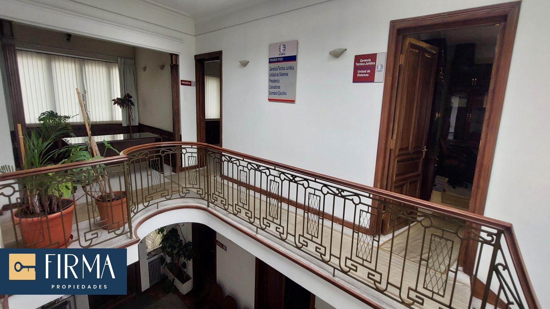 Casa en San Jorge en La Paz 12 dormitorios 5 baños 1 parqueos Foto 3