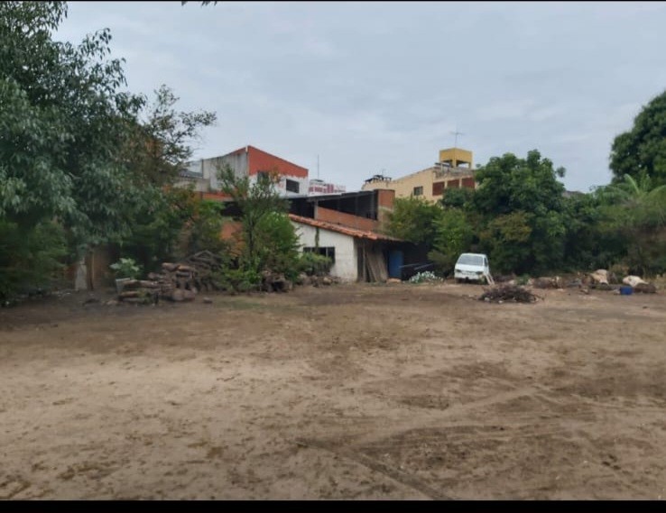 Terreno en Entre 1er y 2do anillo Oeste en Santa Cruz de la Sierra    Foto 2