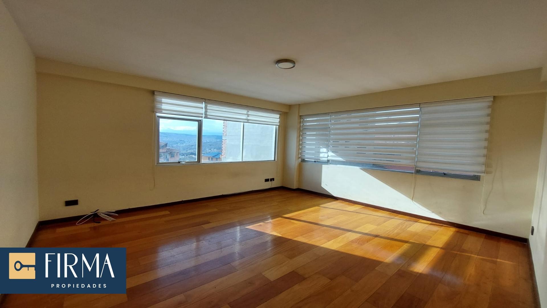 En Alquiler a Bs 3,800 Foto 3