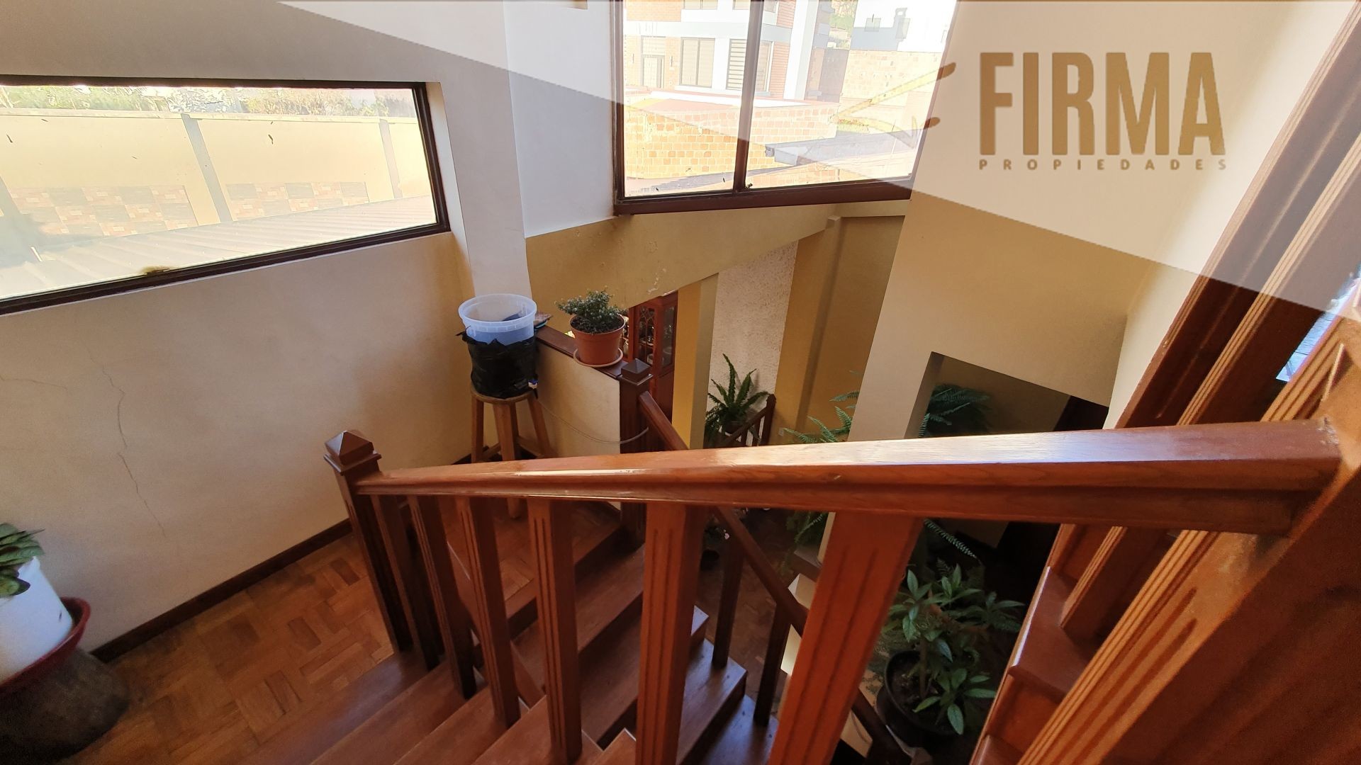 Casa en VentaCOMPRA ESTA CASA EN COTA COTA Foto 11