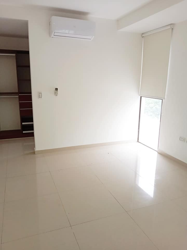 Departamento en AlquilerCALLE TARIJA ENTRE AV. IRALA Y SAAVEDRA 1 dormitorios 2 baños 1 parqueos Foto 8