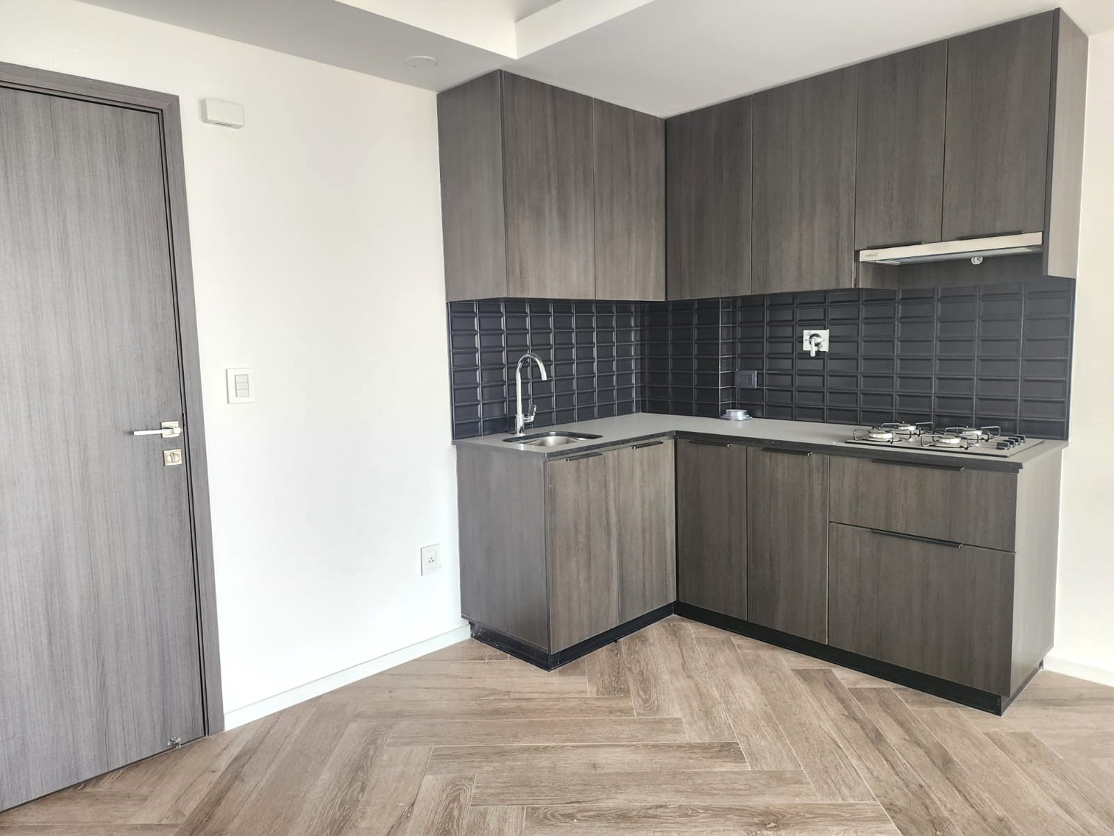 Departamento en VentaEDIFICIO YOU PLAZA ZONA EQUIPETROL 1 dormitorios 1 baños  Foto 3